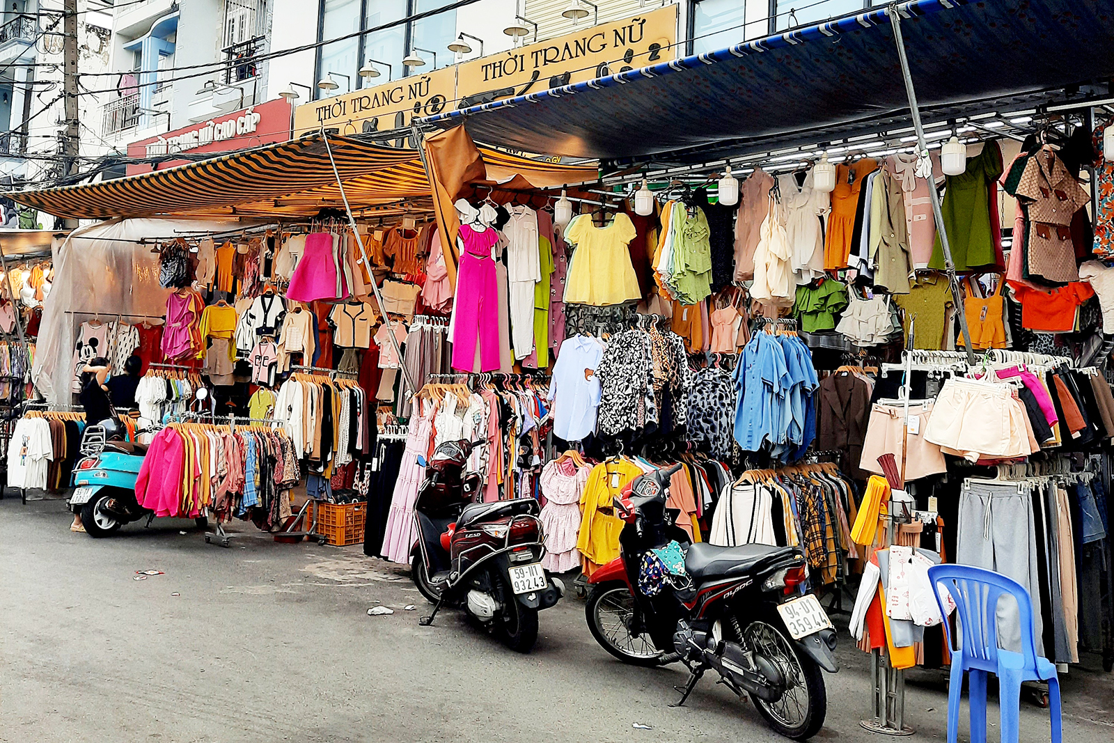 Phá đảo chợ Hạnh Thông Tây - Thủ phủ thời trang của Gò Vấp