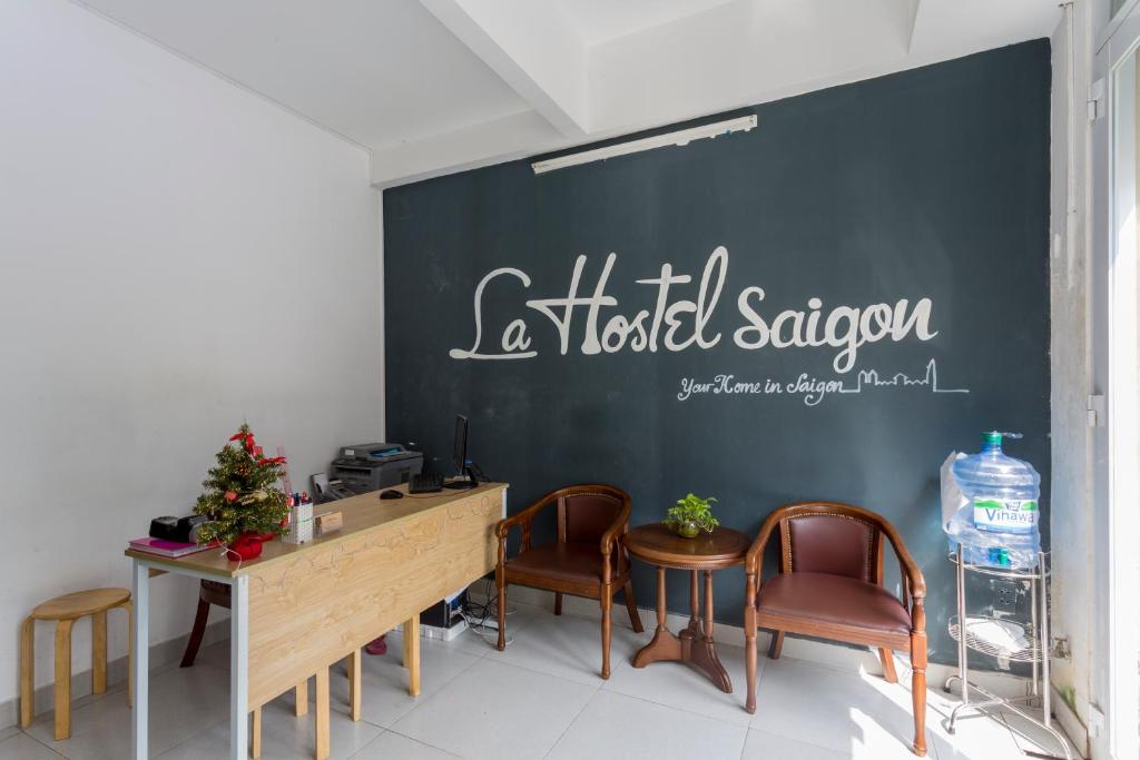 La Hostel Saigon - TP. Hồ Chí Minh, Việt Nam - giá từ $4, đánh giá - Planet of Hotels