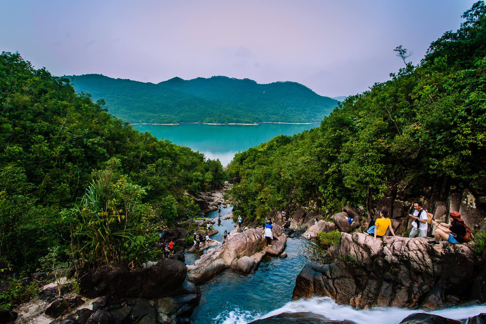 Hầm Hô Quy Nhơn điểm đến không thể bỏ lỡ cho người yêu thiên nhiên