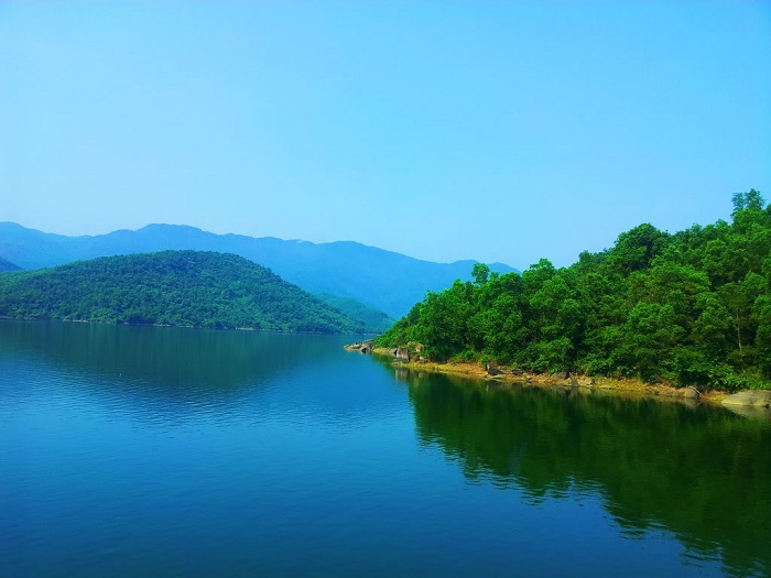Hồ Đồng Xanh – Đồng Nghệ - địa điểm du lịch “xanh” lý tưởng